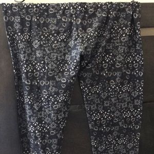 Lula roe leggings OS